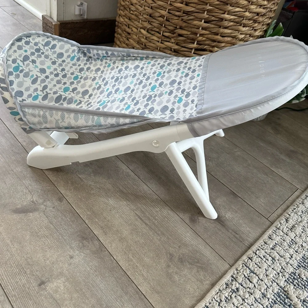 Baby Delight Cushy Nest Cirro Infant Mesh Bather- Grey Fish Infant Baby Bather